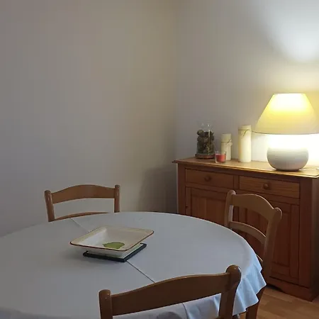 Casa de Férias De La Tortue Avec Preau Murol